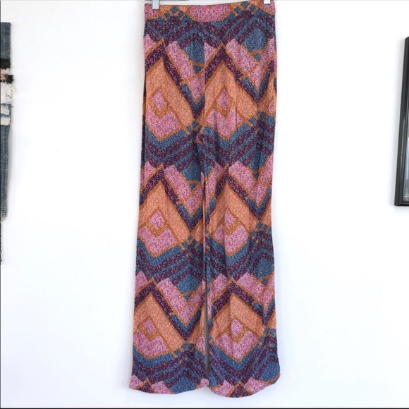 H&M Pants - H&M Coachella Boho geometric high rise pant size 6